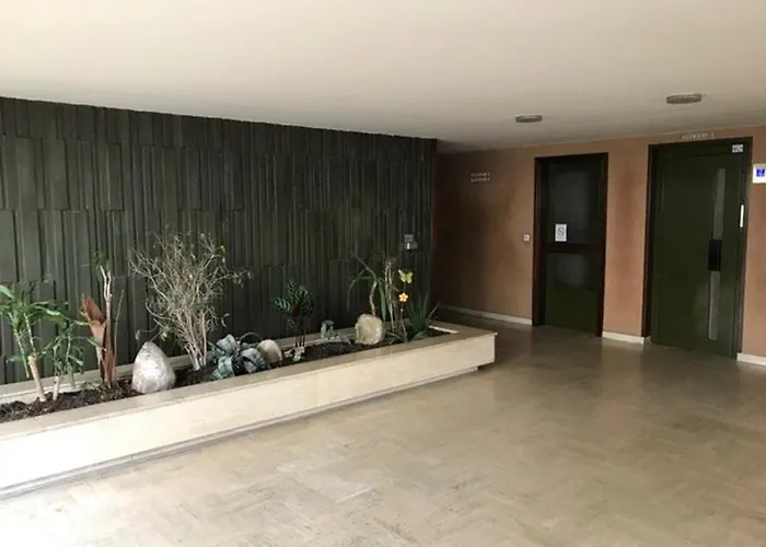 2p Avec Terrasses, Parking Prive, A 100m Des Plages - Juan-les-pins - Fr-1-252-196 Апартаменты