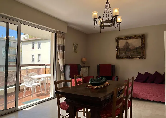 2p Avec Terrasses, Parking Privé, à 100m Des Plages - Juan-les-pins - Fr-1-252-196 Antibes